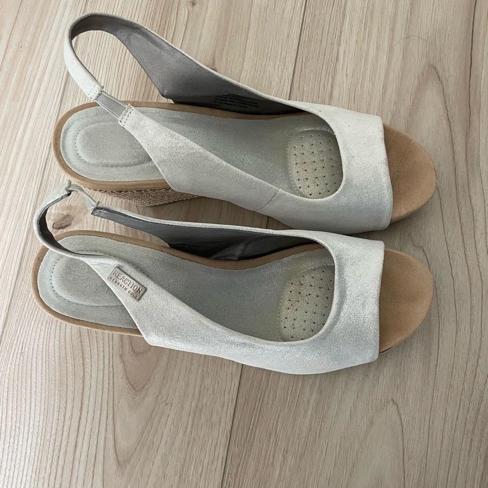 Wedge shoes